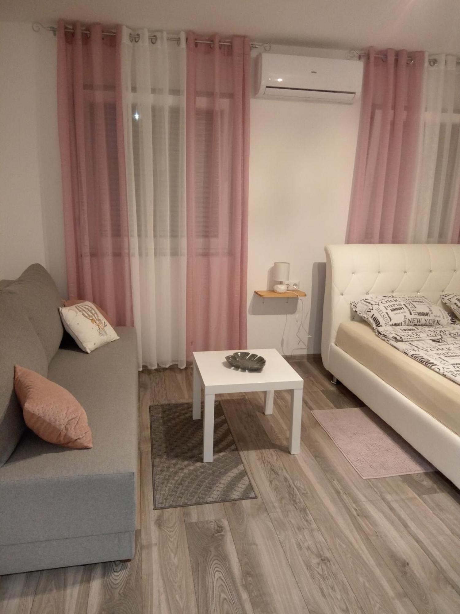 Guest House Happy Day Slunj Εξωτερικό φωτογραφία