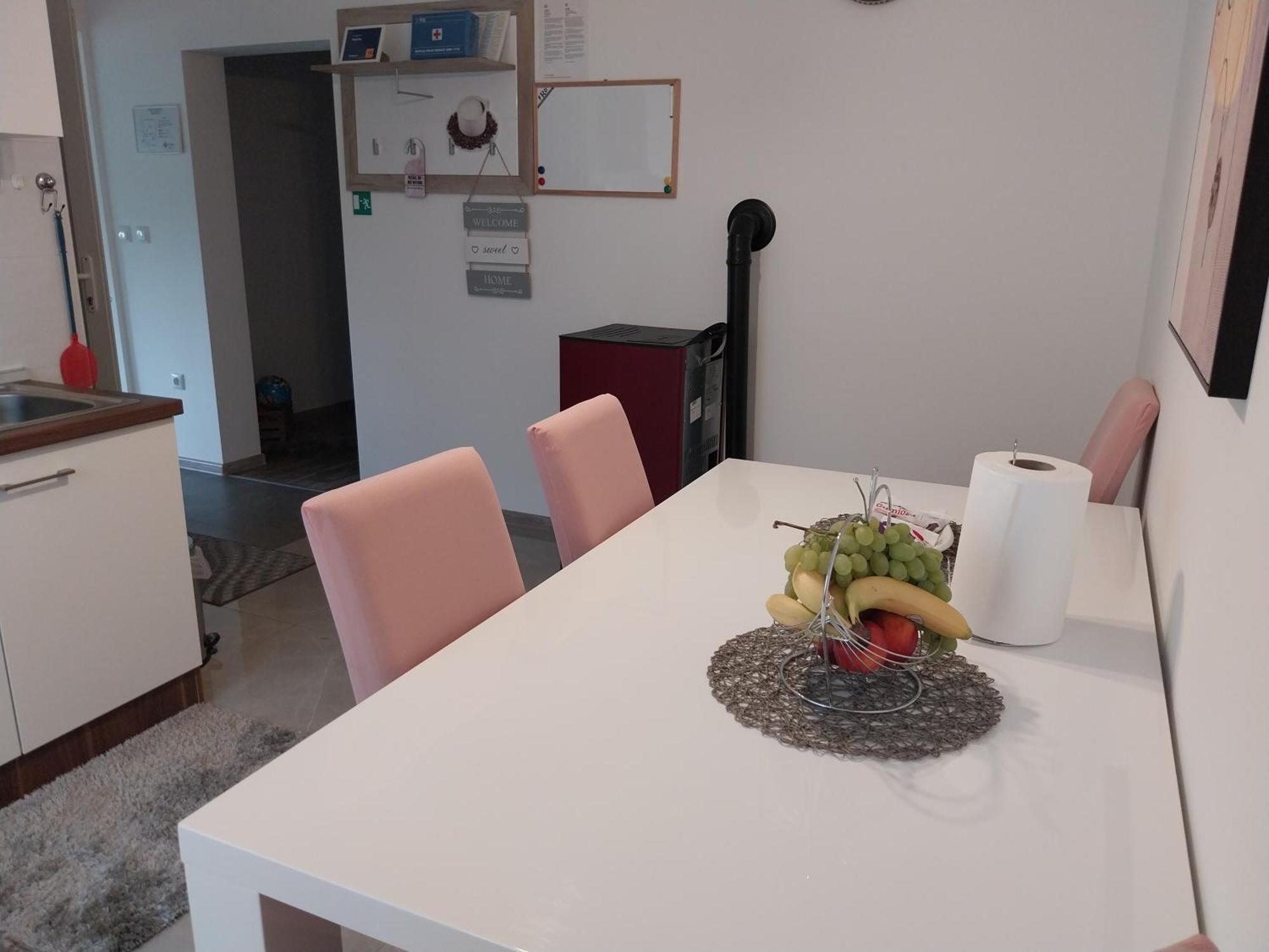 Guest House Happy Day Slunj Εξωτερικό φωτογραφία
